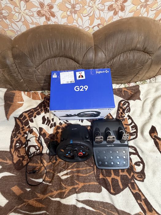 Продавам logitech g29