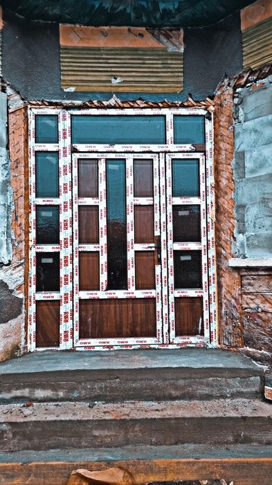 Realizam pe comanda tamplarie PVC de calitate superioare !