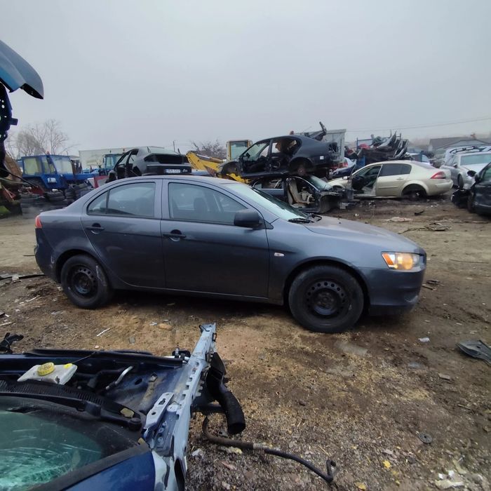Dezmembrari Mitsubishi LANCER (CY/ZA, CXA) (2007-) 2.0 DI-D Motorina
