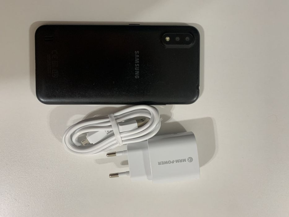 Самсунг а01, в хорошем состяний