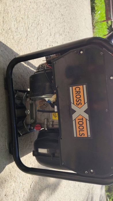 Generator curent 220v Cross  tols 3600nwatt