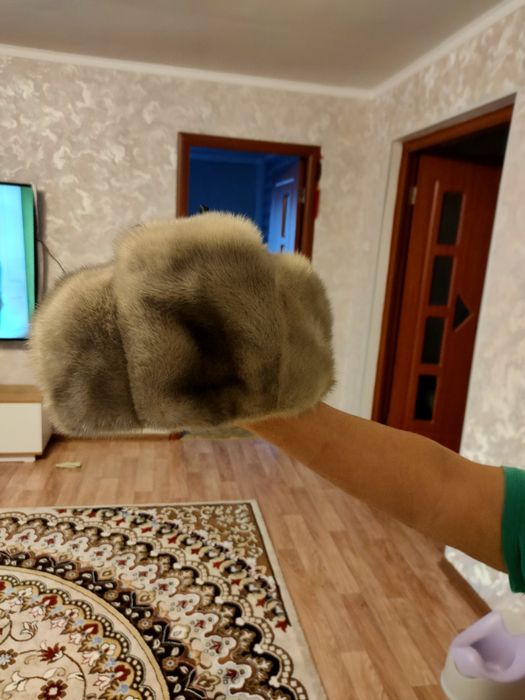 Продам 2 норковые шапки