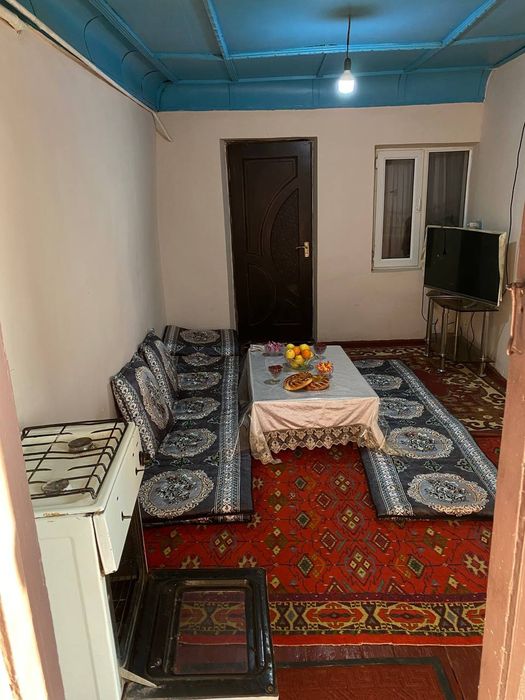 Чирчиқ шахар марказида ховли