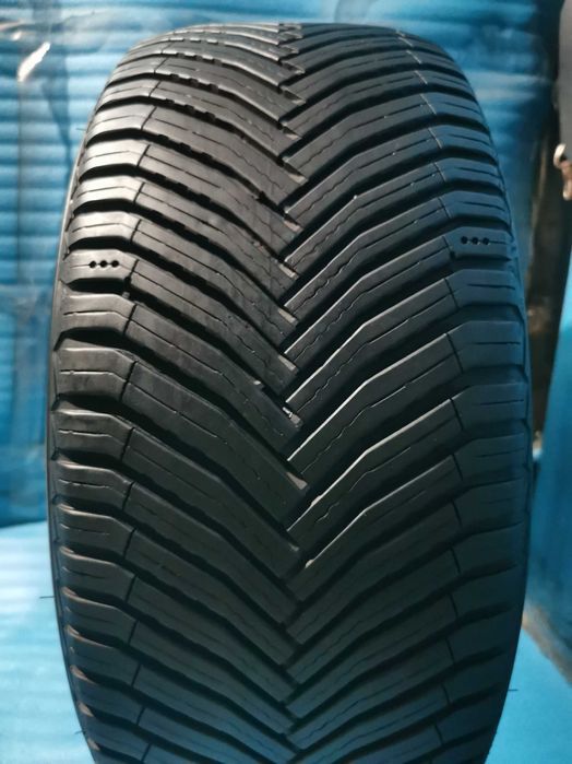 255/45 R19 - michelin m+s o bucata