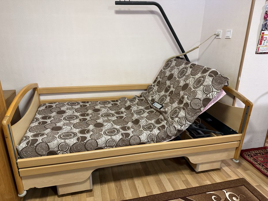 Електрически лифтер АСТРА и болнично/инвалидно легло