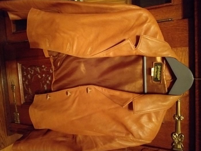 geaca piele maro, slim marime 42