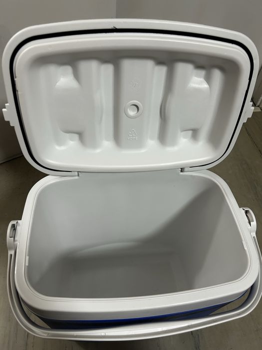 Термоконтейнер новый 26л