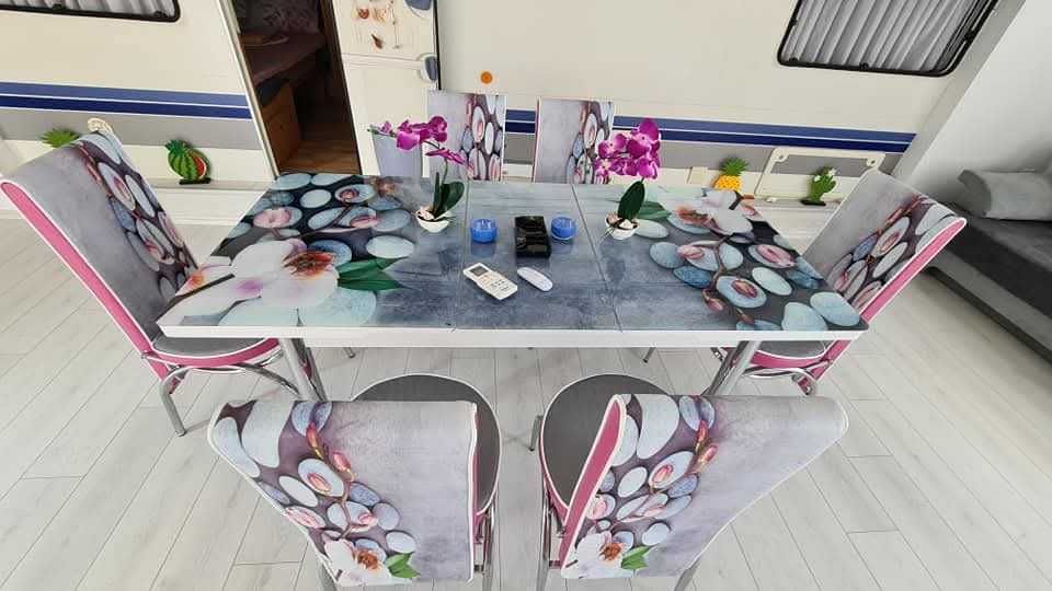 Продавам Каравана