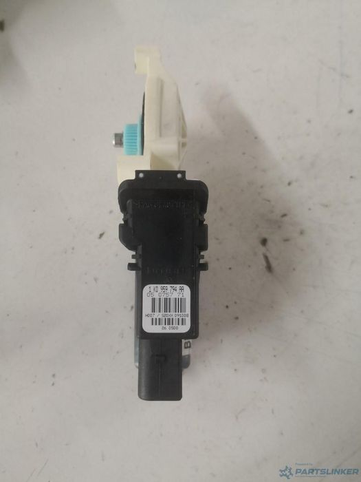 Motoras Macara Geam Stanga Spate Volkswagen Golf Vi (5K1) [ 2008 - 2013 ] Oem 1K0959794Aa