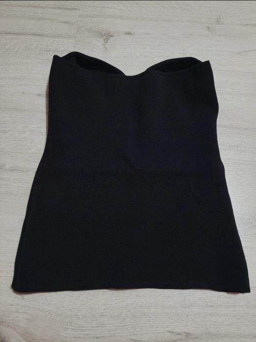 Vând top Zara negru