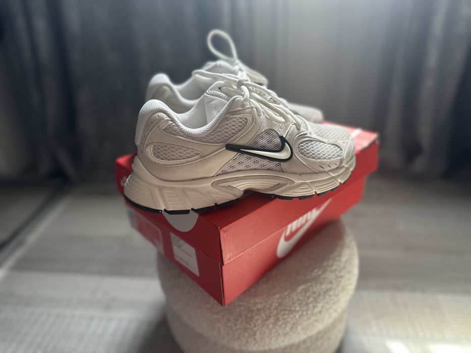 Маратонки Nike V5 RNR
