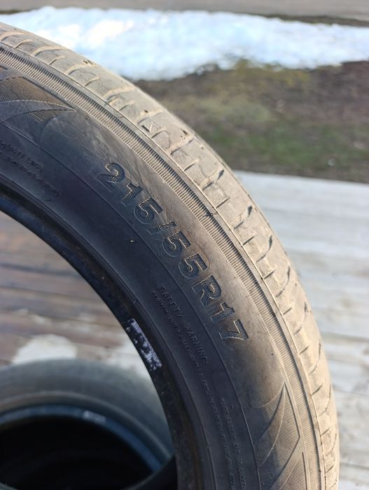 Продам комплект шин на 17