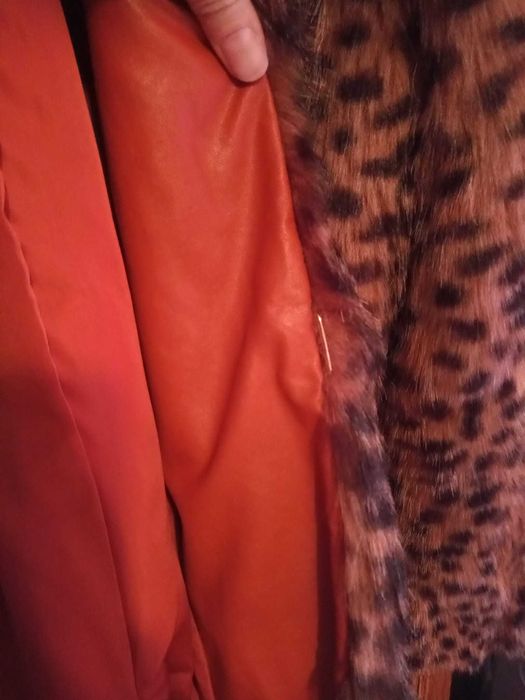 Haină de blană RESERVED