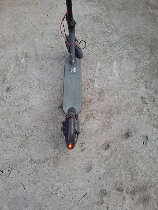 Vand trotinets electrica
