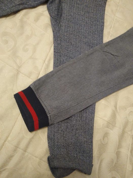 Doi pantaloni de trening copii 5-7 ani