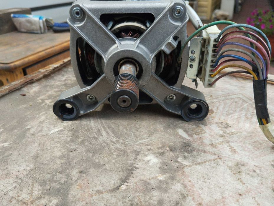 Двигатель стиральной машины лджи