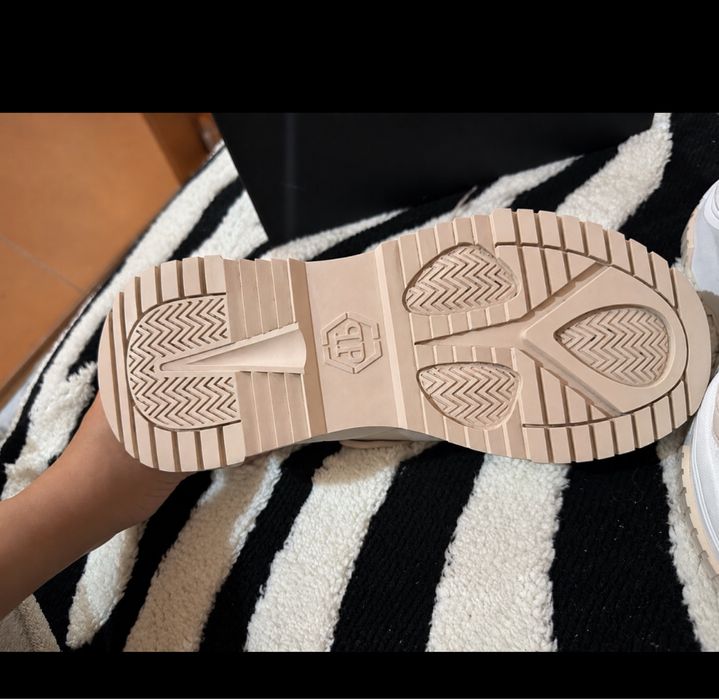 Adidasi philipp plein noi