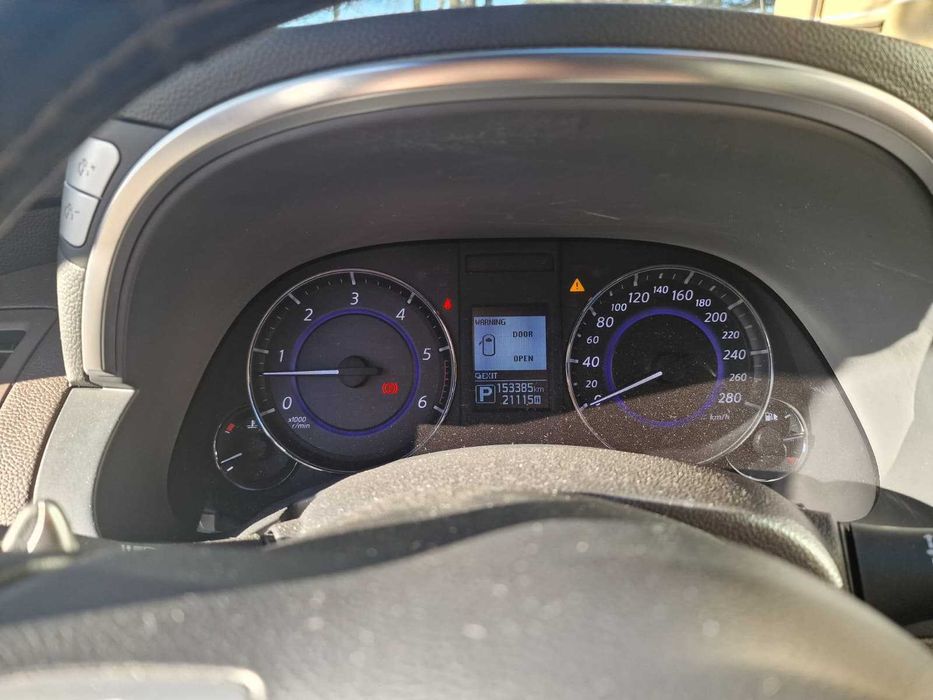 Infiniti QX70 3.0d