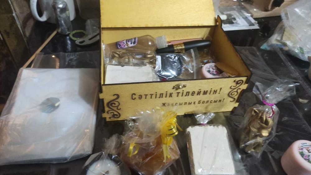 Подарок новый год девушке