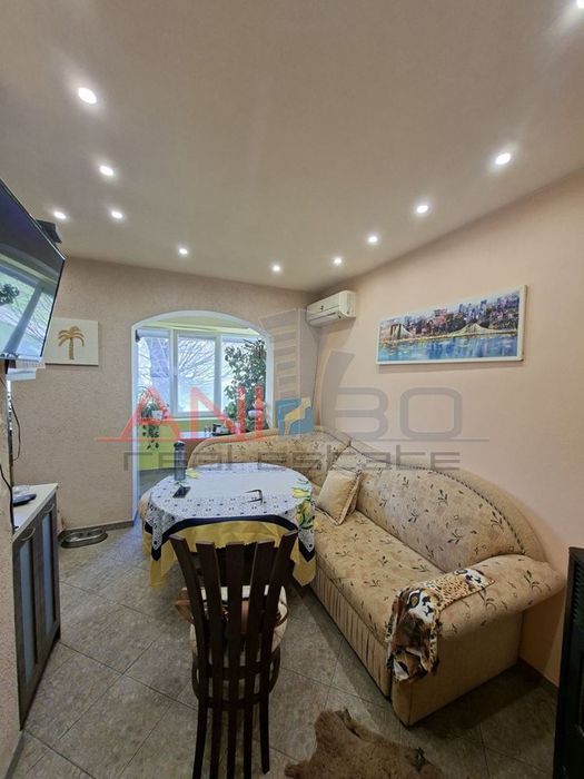 Продава се Тристаен апартамент в Варна, Възраждане 2 - 92 кв.м за 1081 €/кв.м - Снимка #7