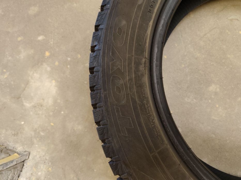 Шины Toyo зимние 225/60R18