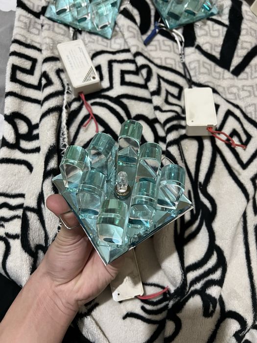 Продам светильник