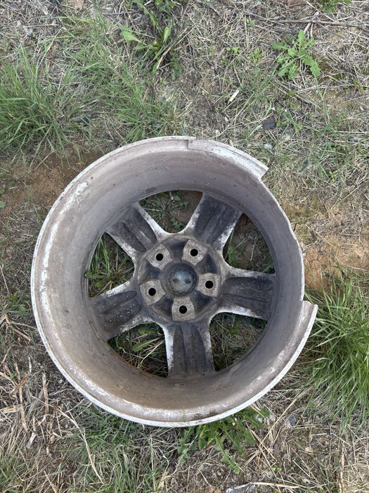 Продам титанки R16