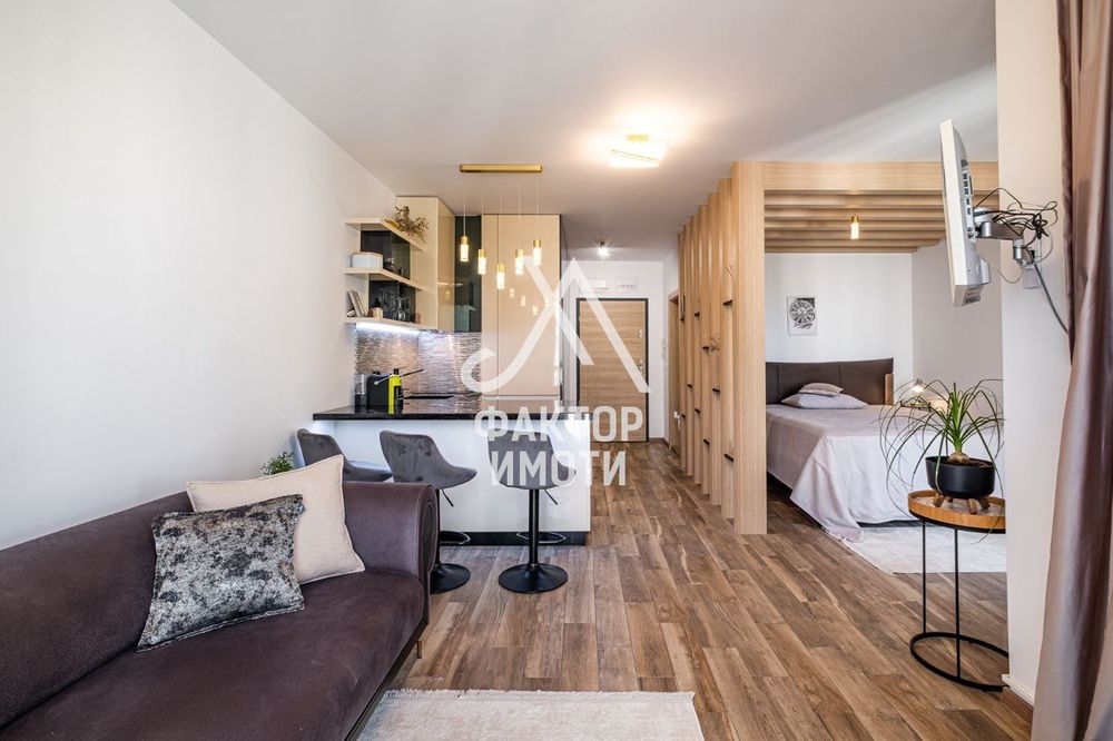 1-стаен в Варна, област-к.к. Св.Св. Константин и Елена площ 54 цена 2