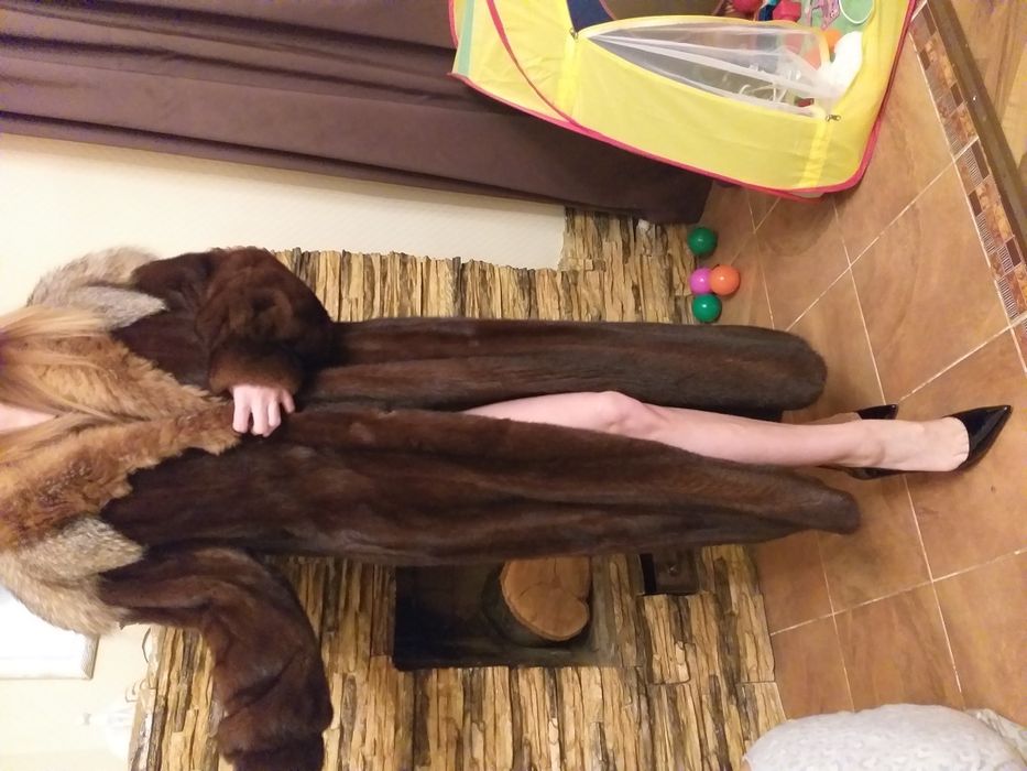 Продам норковую шубу