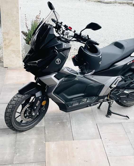 Scuter voge sr 1 adv