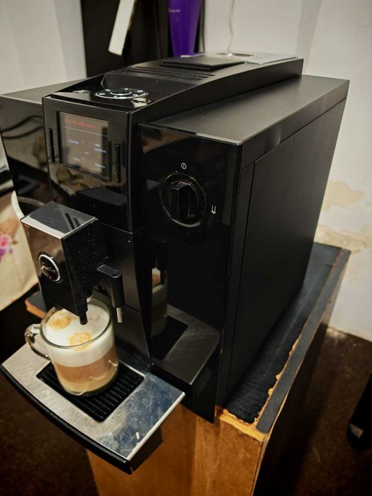 Espressor Jura F9