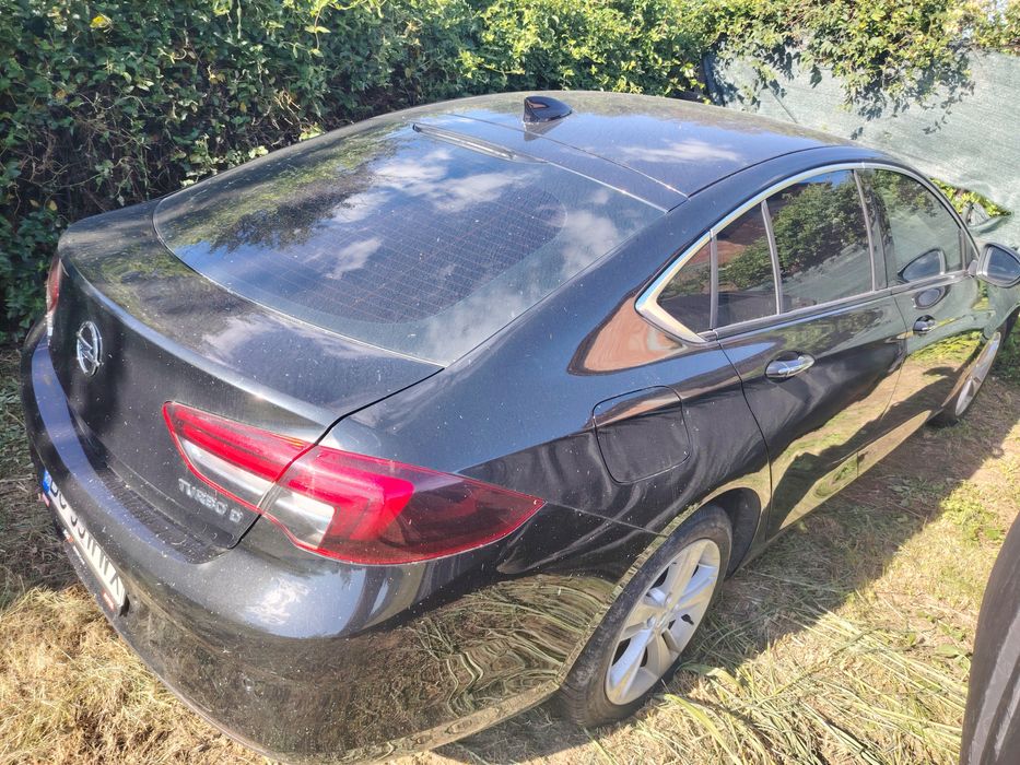 Dezmembrez Opel insigna b grand sport