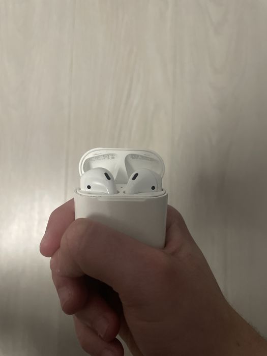 Apple air pods gen 2