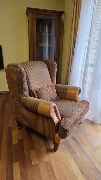 Продам кресло очень удобное.