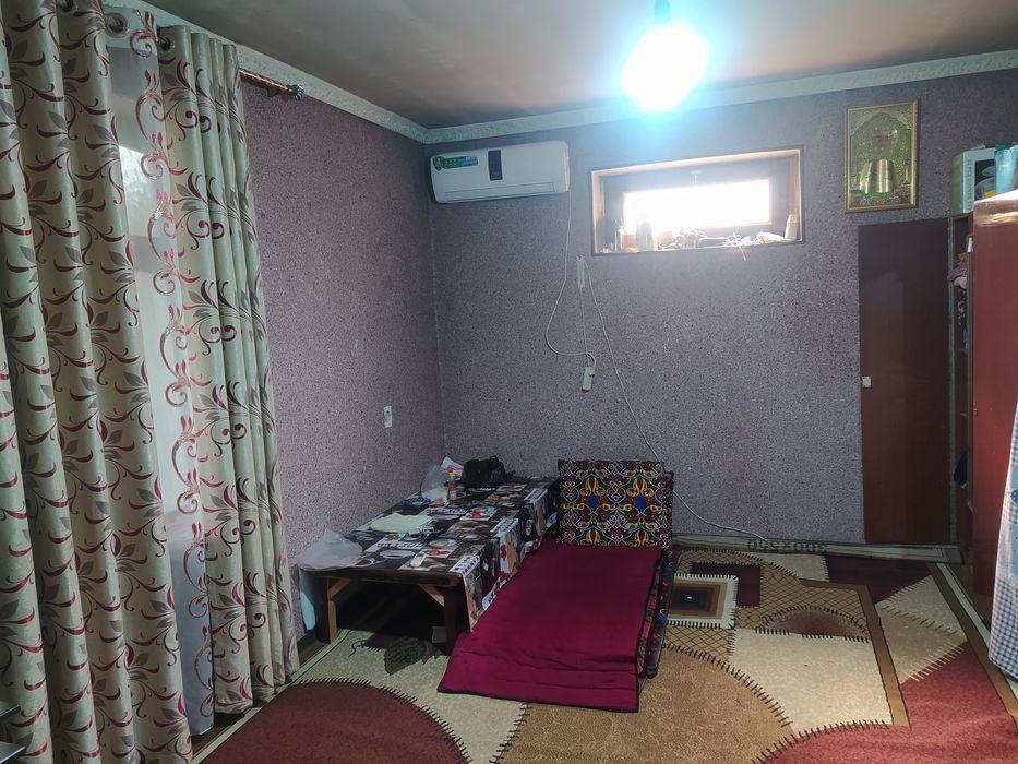 Зудлик бн Ховли уй сотилади!!!