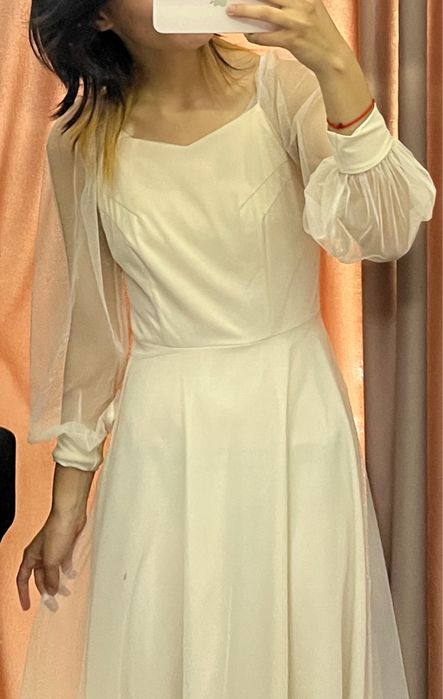 выпускное платье бежевое