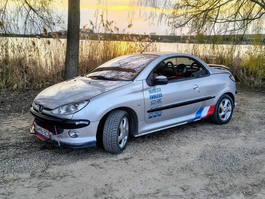 Vând Peugeot 206 cc