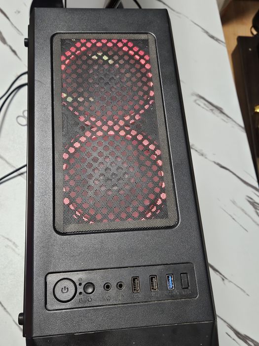 Unitate PC Emipire Gaming