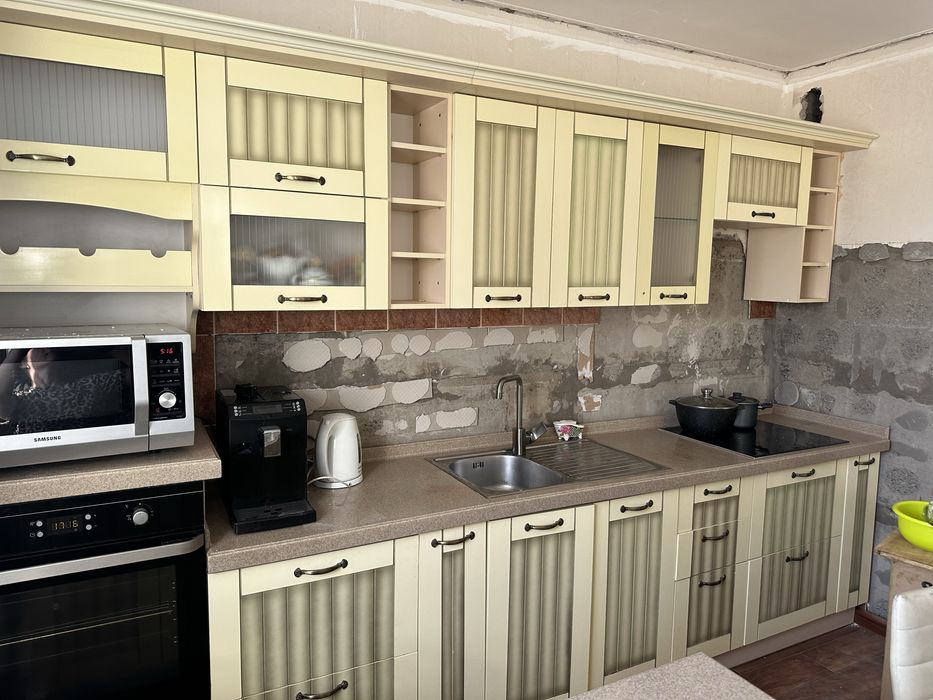 Продам кухонный гарнитур