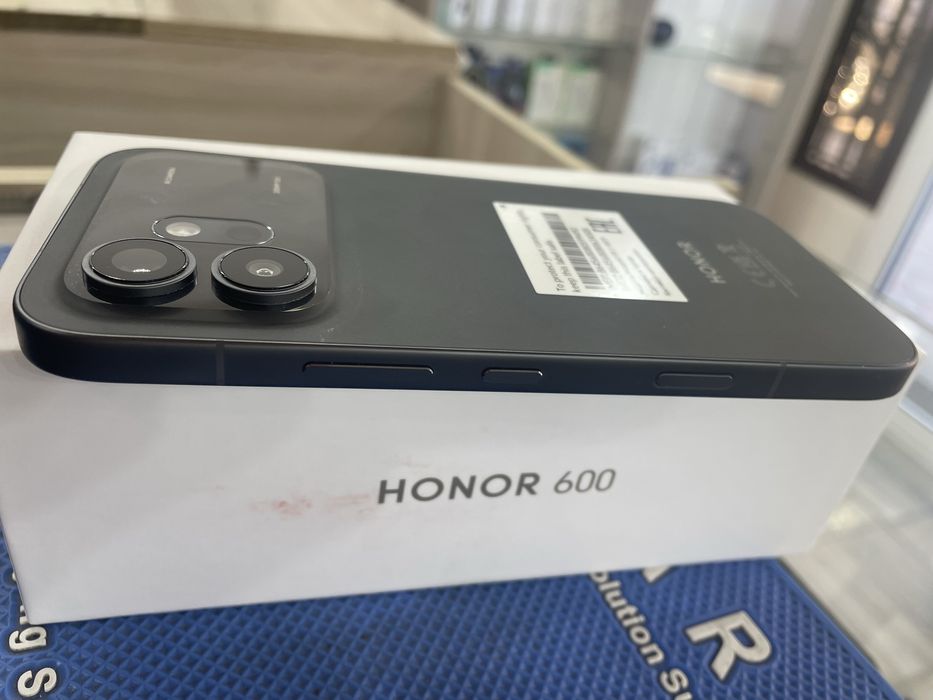 Honor 600 8/256  5G. на гарантии!