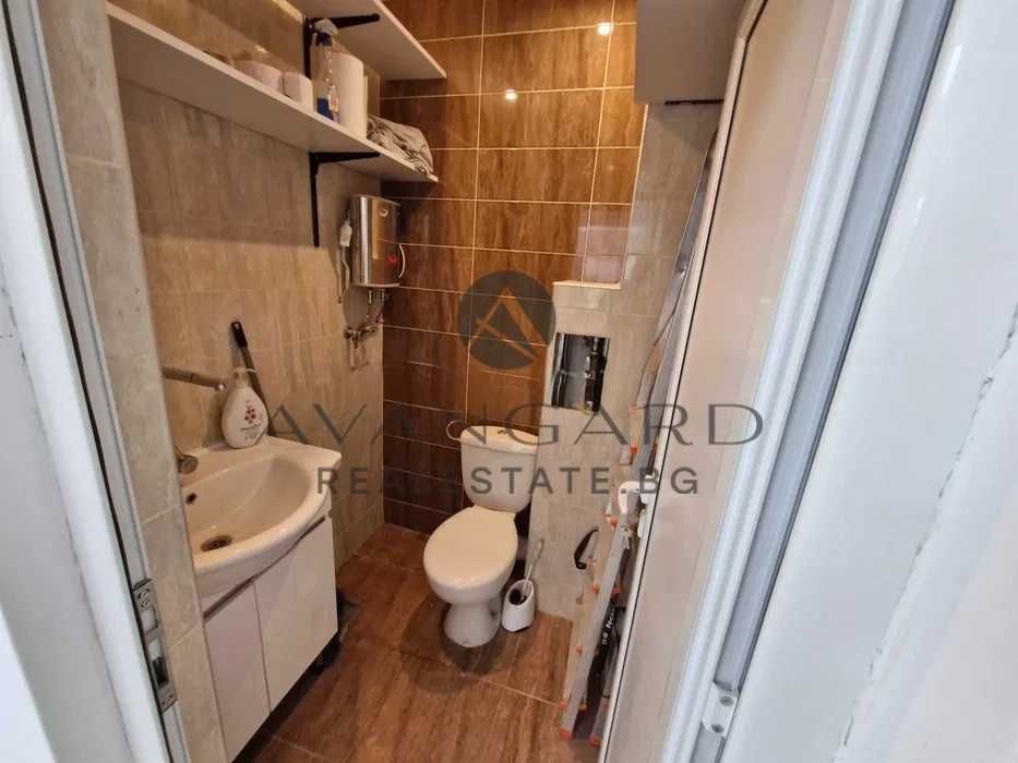 Продава се Магазин в Пловдив, Кючук Париж - 43 кв.м за 1917 €/кв.м - Снимка #5