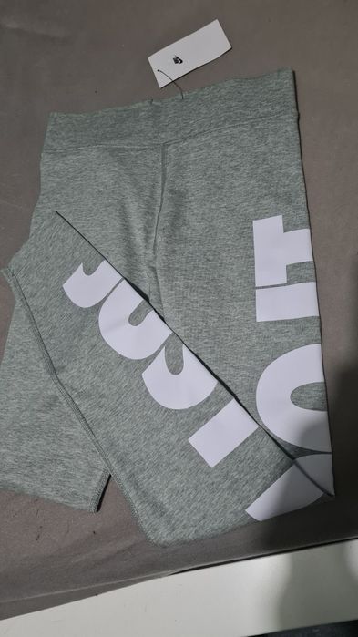 Чисто нов клин Nike