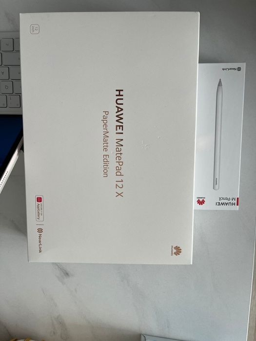 Tabletă Huawei MatePad 12 X + accesorii – ca nouă!