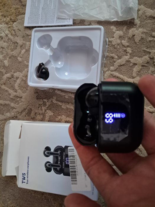 Căști bluetooth noi