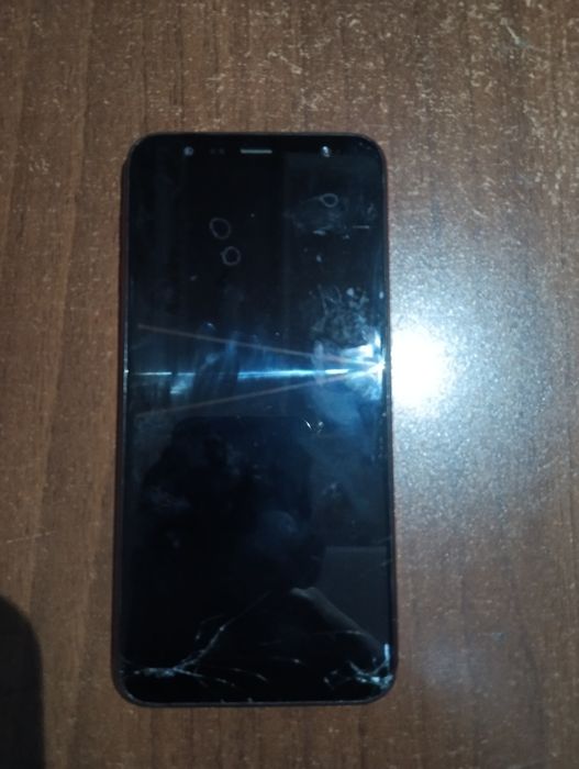 Samsung Galaxy G6+ сотлди!