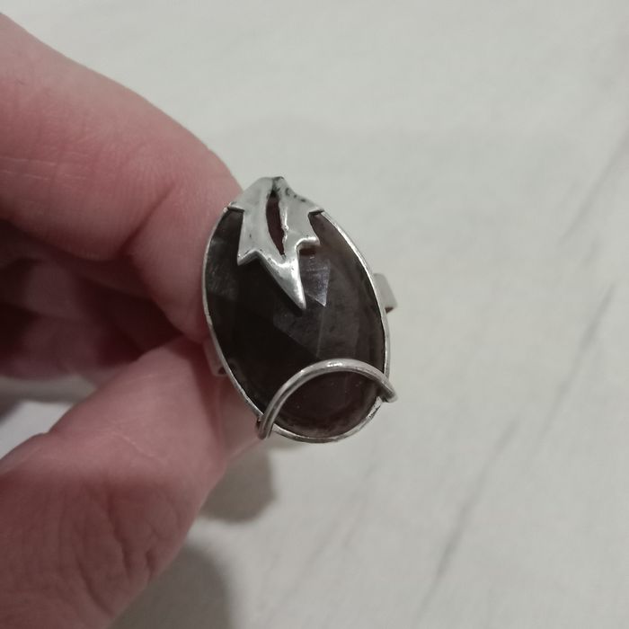 Серебряное кольцо 20р.