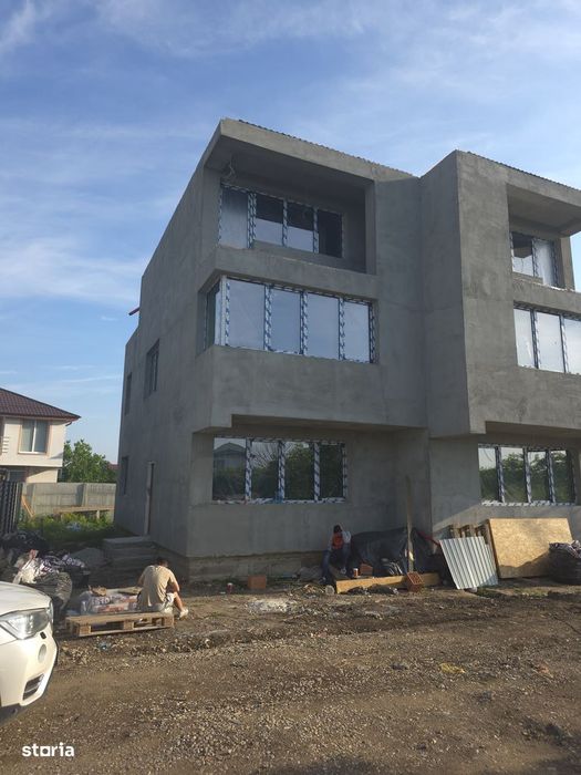 Duplex P+1+M 3 dormitoare 3 bai