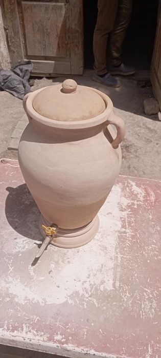 Suv ko'za muzdek suv