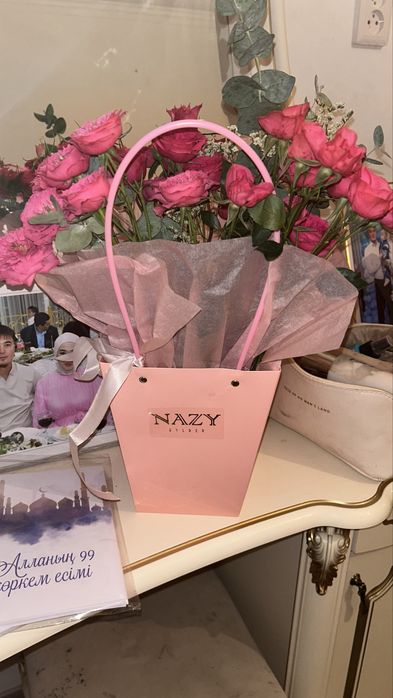 Продам свежие кустовые розы