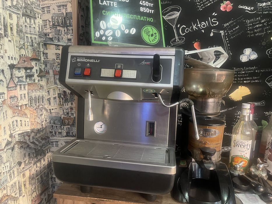 Продам Кофемашину